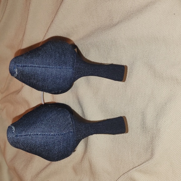 Jessica Simpson heels size 7.5 - Picture 5 of 5